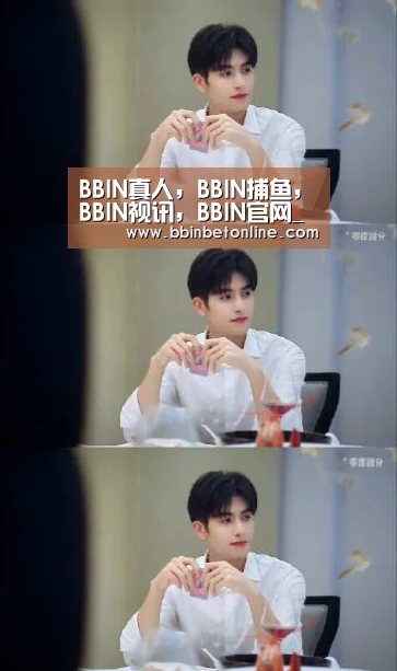 BBIN真人,BBIN捕鱼,BBIN视讯,BBIN官网_许魏洲出席活动 黑西装搭镂空印花衬衫荷尔蒙爆棚(图4) BBIN真人,BBIN捕鱼,BBIN视讯,BBIN官网